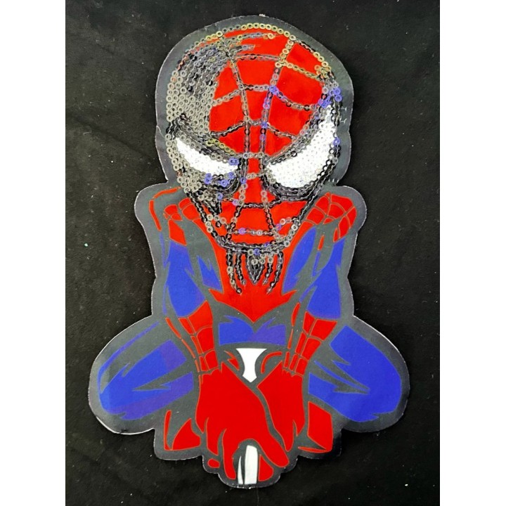 Parche decorado MAC-PAT-1068 con lentejuelas, perlas y barbas.