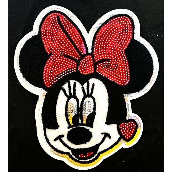 Parche decorado MAC-PAT-1168 con lentejuelas, perlas y barbas.