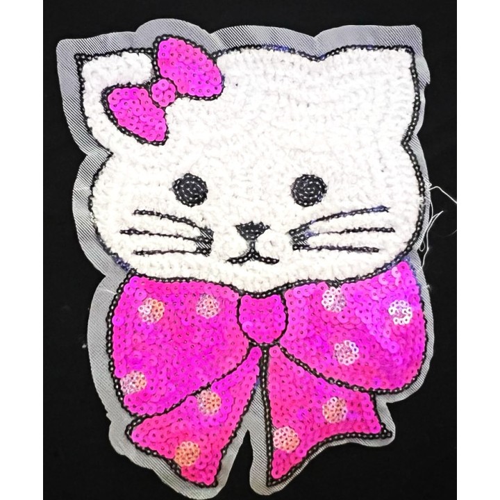 Parche decorado MAC-PAT-1183 con lentejuelas, perlas y barbas.