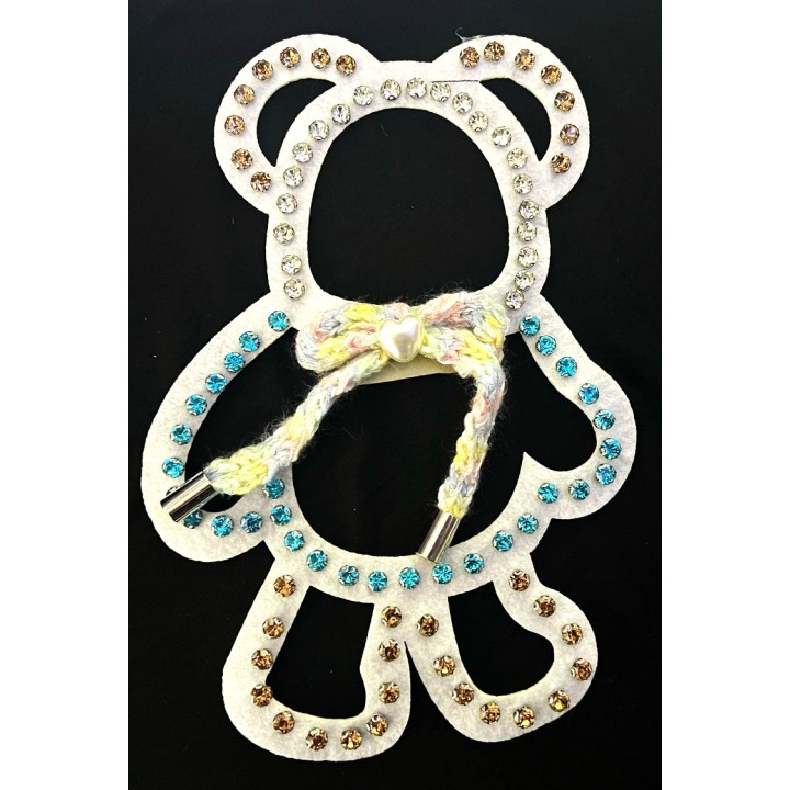 Parche decorado MAC-PAT-1103 con lentejuelas, perlas y barbas.