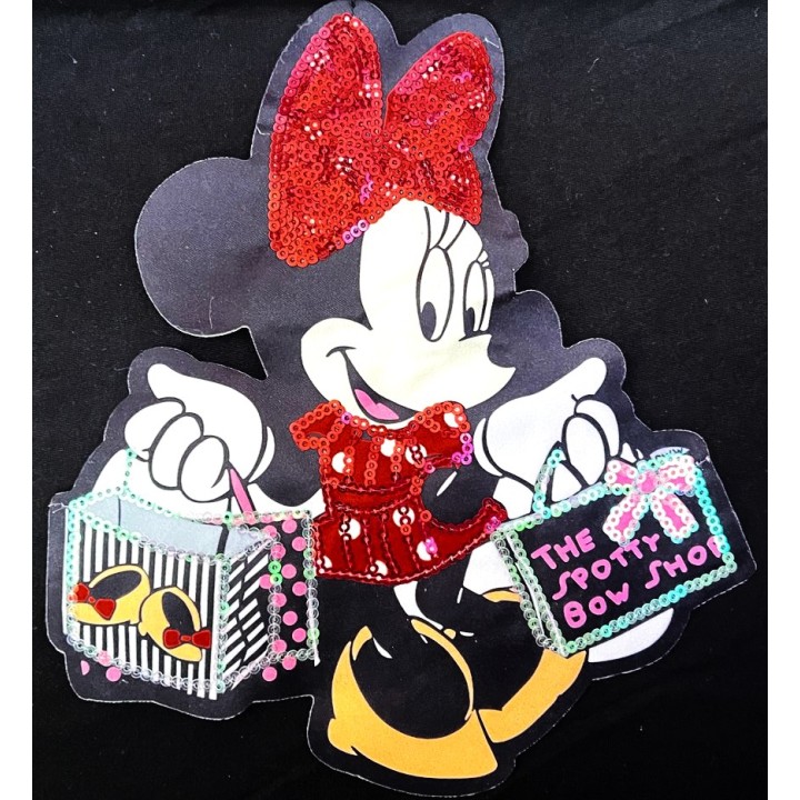 Parche decorado MAC-PAT-1084 con lentejuelas, perlas y barbas.