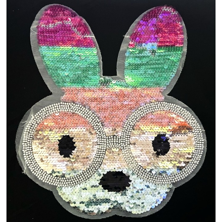 Parche decorado MAC-PAT-1105 con lentejuelas, perlas y barbas.