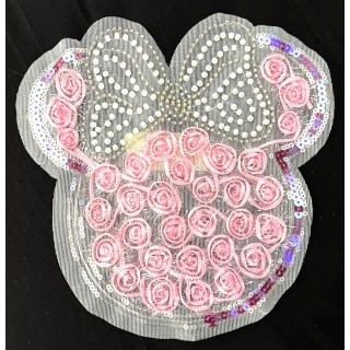 Parche decorado MAC-PAT-1232 con lentejuelas, perlas y barbas.