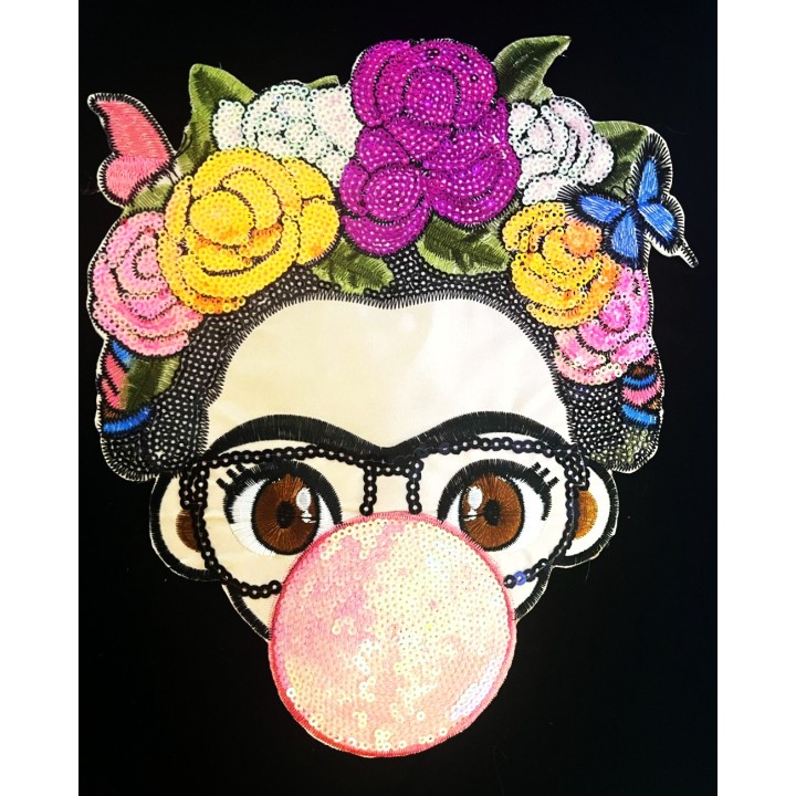 Parche decorado MAC-PAT-1200 con lentejuelas, perlas y barbas.