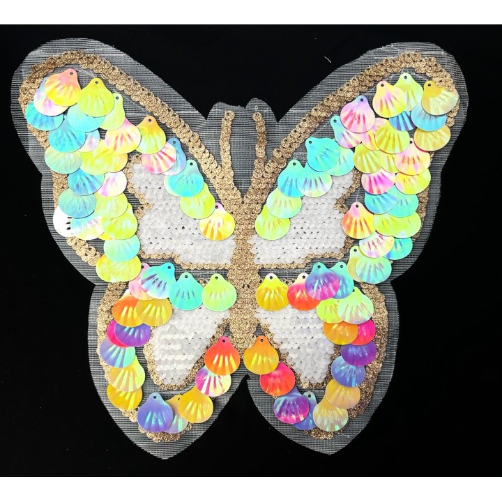 Parche decorado MAC-PAT-1124 con lentejuelas, perlas y barbas.