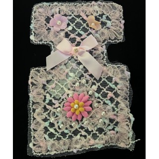 Parche decorado MAC-PAT-1100 con lentejuelas, perlas y barbas.