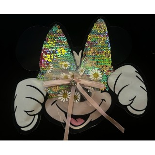 Parche decorado MAC-PAT-1203 con lentejuelas, perlas y barbas.