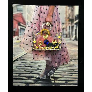 Parche decorado MAC-PAT-1128 con lentejuelas, perlas y barbas.