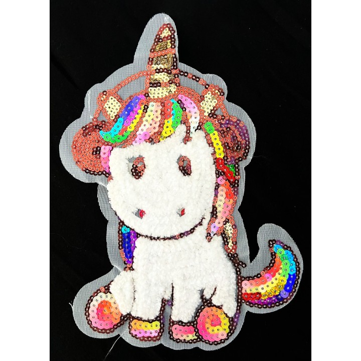 Parche decorado MAC-PAT-1244 con lentejuelas, perlas y barbas.