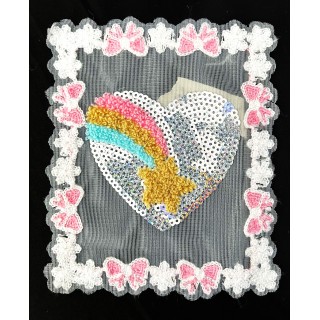 Parche decorado MAC-PAT-1222 con lentejuelas, perlas y barbas.