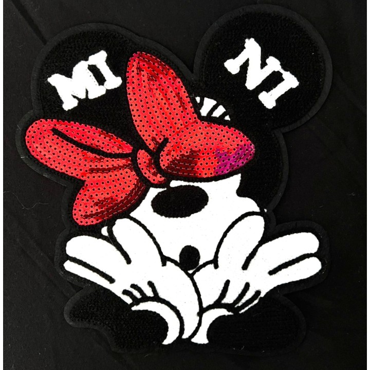 Parche decorado MAC-PAT-1246 con lentejuelas, perlas y barbas.