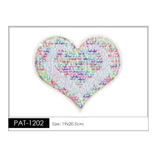 Parche decorado PAT-1202 con lentejuelas, perlas y barbas.