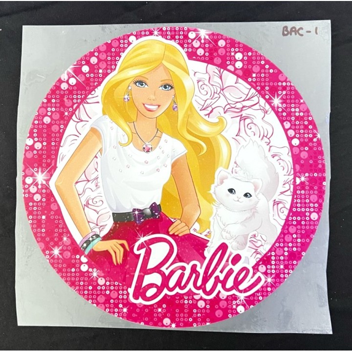 Parche decorado MAC-PAT-1004 con lentejuelas, perlas y barbas.