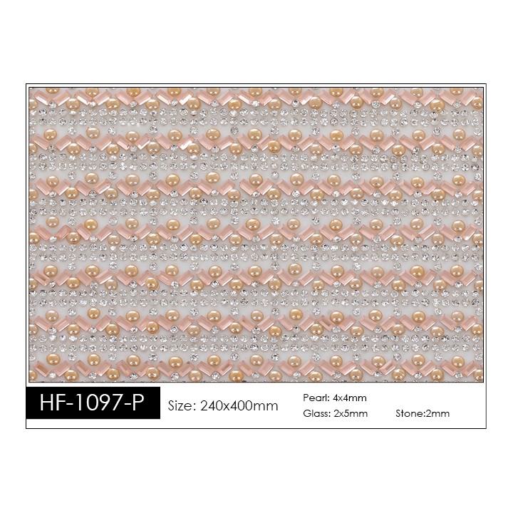 Pedrería con Estilo HF-1097-P aplicación a base de calor.